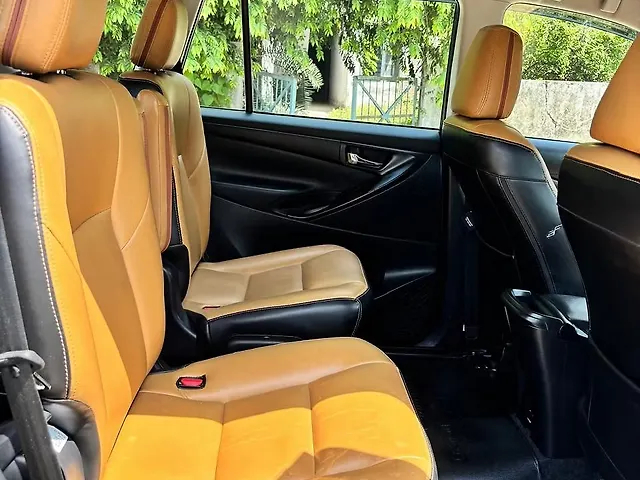 Used Toyota Innova Crysta [2020-2023] G Plus 2.4 7 STR in Chandigarh