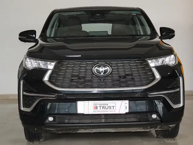 Used 2023 Toyota Innova Hycross in Bangalore