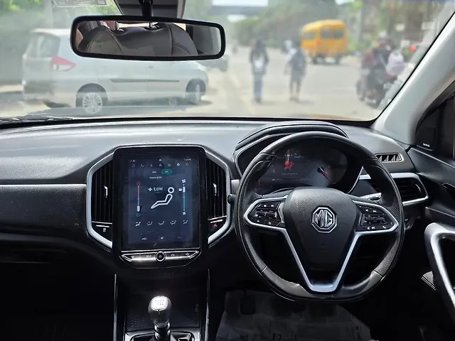 Used MG Hector Plus [2020-2023] Sharp 1.5 Petrol Turbo Hybrid MT 6-STR in Thane