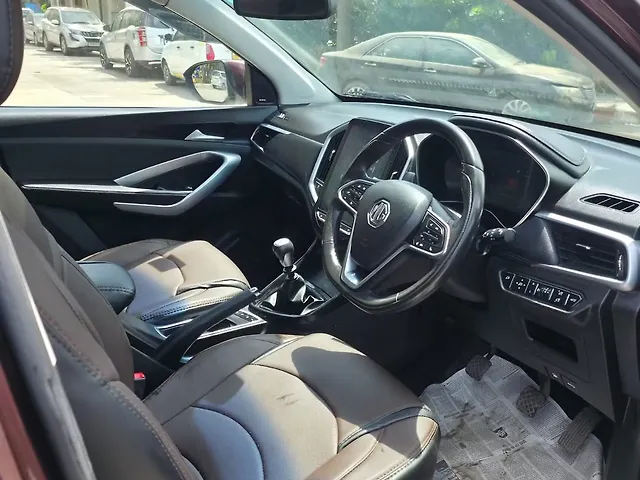 Used MG Hector Plus [2020-2023] Sharp 1.5 Petrol Turbo Hybrid MT 6-STR in Thane