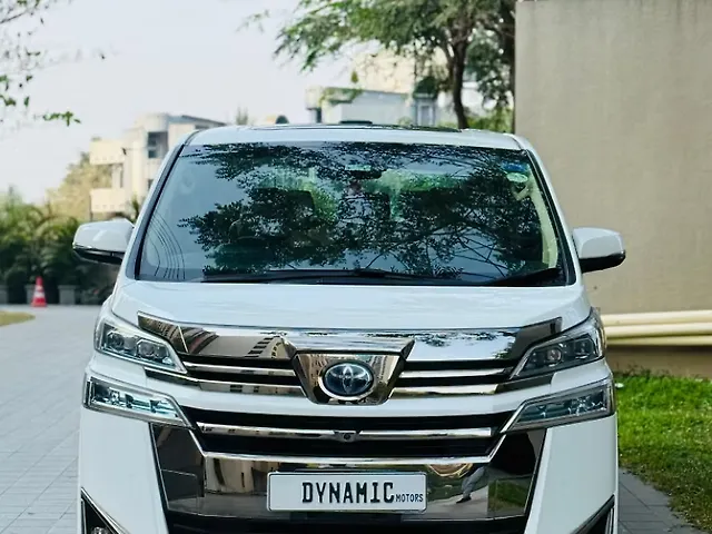 Used Toyota Vellfire VIP – Executive Lounge Hybrid (Electric + Petrol) Automatic in Mumbai Used Toyota Vellfire VIP – Executive Lounge Hybrid (Electric + Petrol) Automatic in Mumbai