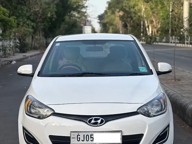 Used 2012 Hyundai i20 in Surat Used 2012 Hyundai i20 in Surat