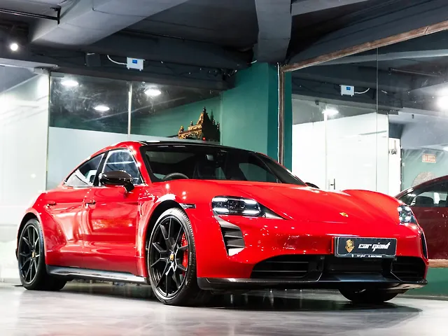 2023 Porsche Taycan - Photo 3