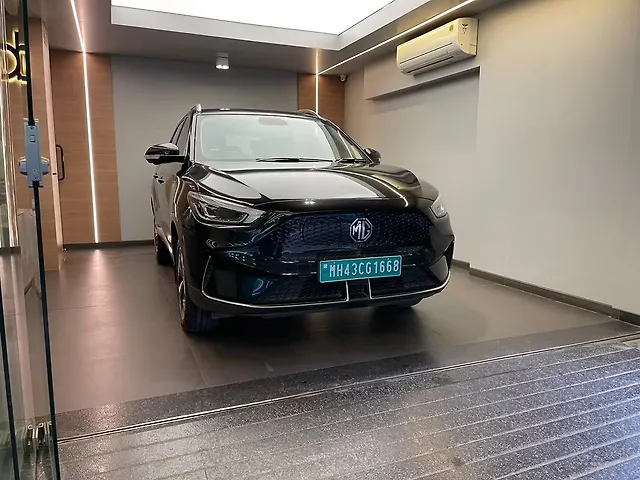 2023 MG ZS EV - Photo 2