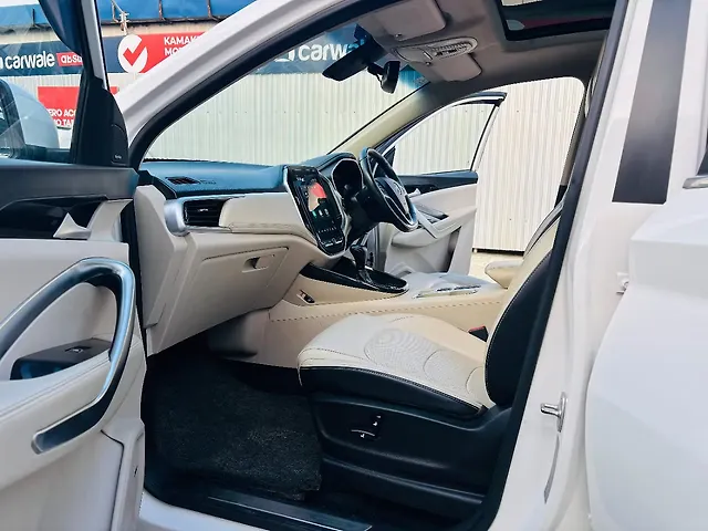 Used MG Hector [2021-2023] Sharp 1.5 Petrol CVT in Guwahati
