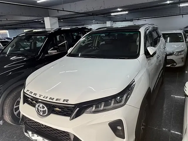 Used Toyota Fortuner [2016-2021] 2.8 4x2 AT [2016-2020] in Chandigarh