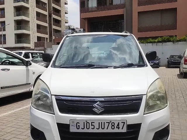 Used 2018 Maruti Suzuki Wagon R in Surat