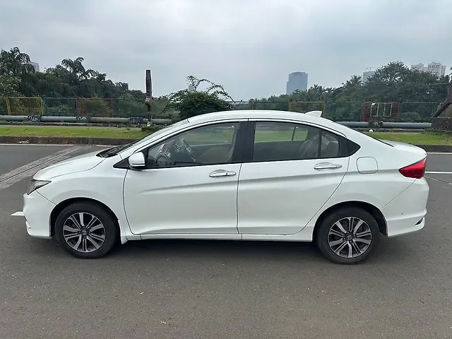 Used Honda City 4th Generation V CVT Petrol [2017-2019] in Thane