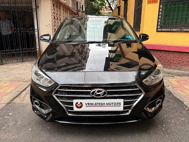 Used 2017 Hyundai Verna in Kolkata