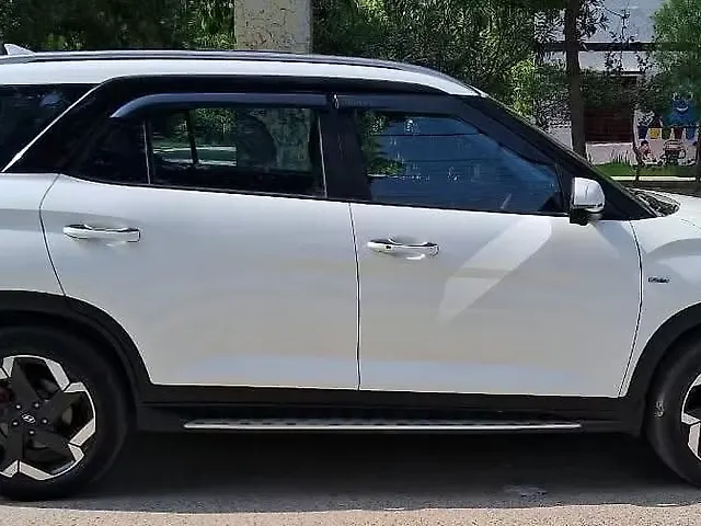 Used Hyundai Alcazar [2023-2024] Platinum (O) 7 Seater 1.5 Diesel AT in Lucknow