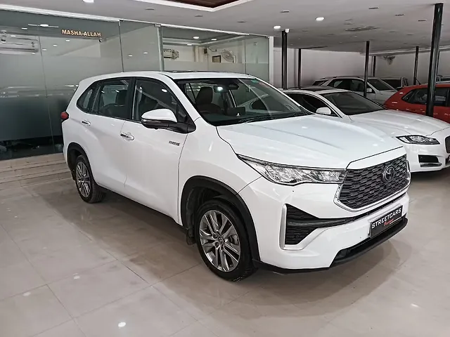 ショウ 21 Second Hand Toyota Innova Hycross in Bangalore, Used Toyota