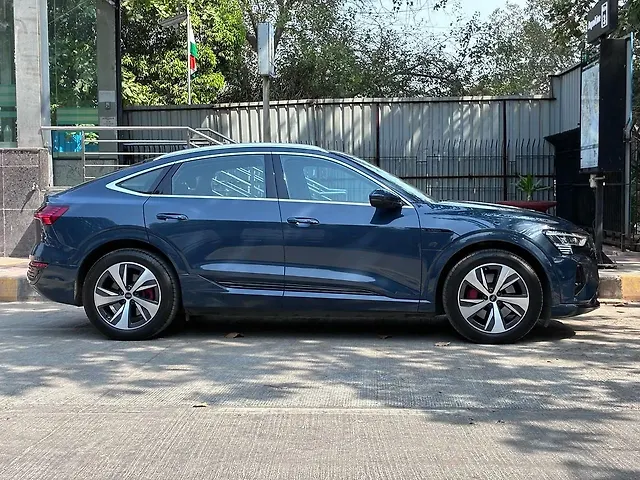 2024 Audi Q8 e-tron - Photo 2