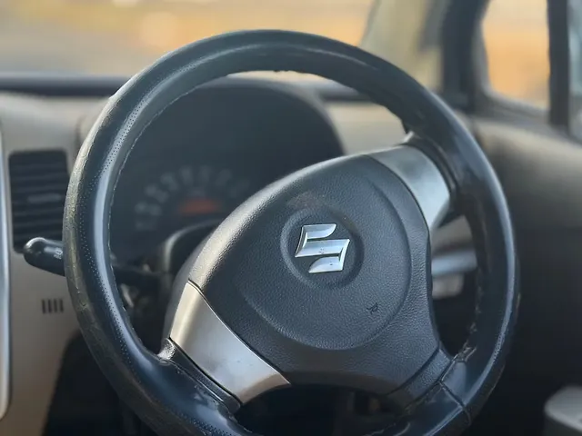 Used Maruti Suzuki Wagon R 1.0 [2014-2019] LXI CNG in Valsad