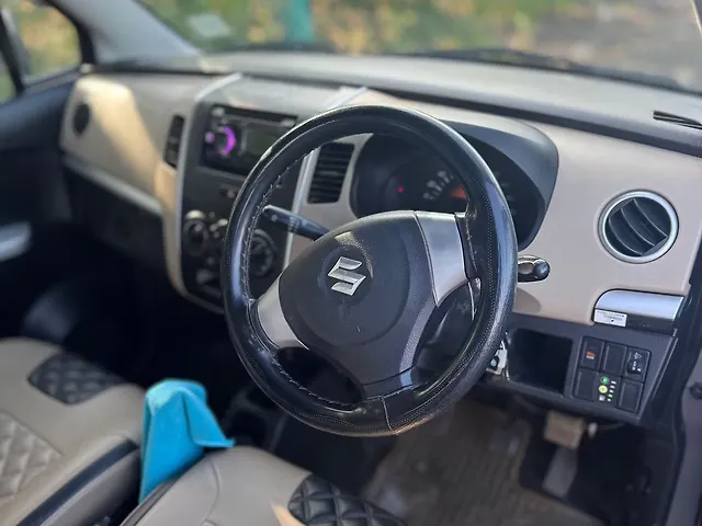 Used Maruti Suzuki Wagon R 1.0 [2014-2019] LXI CNG in Valsad