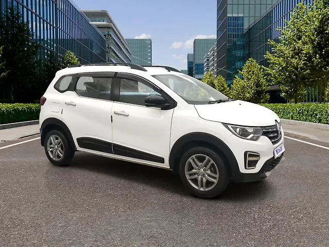 Used 2022 Renault Triber in Pune