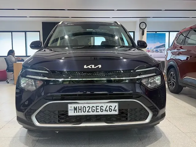 Used 2024 Kia Carens in Mumbai