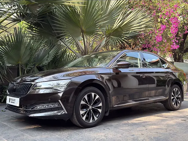 Used 2021 Skoda Superb in Pune