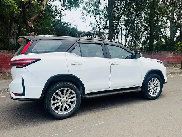Used Toyota Fortuner [2016-2021] 2.8 4x4 AT [2016-2020] in Chandigarh
