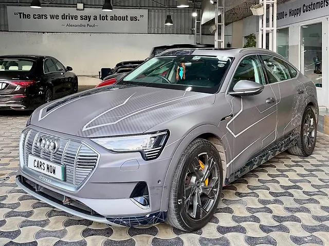 2023 Audi e-tron - Photo 2