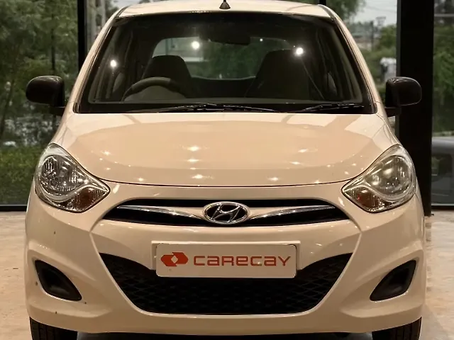Used 2016 Hyundai i10 in Ahmedabad