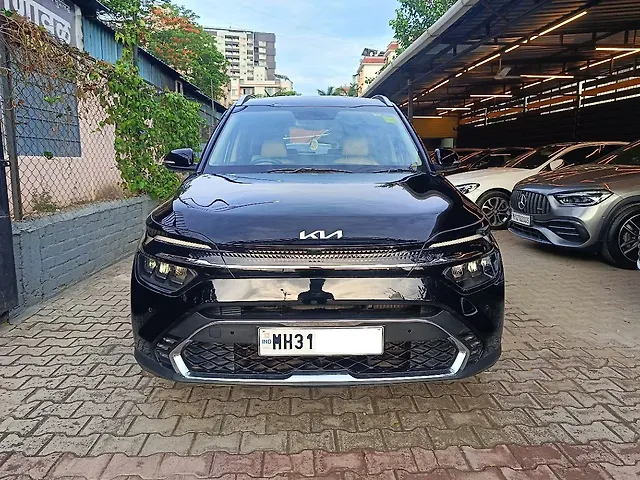 Used 2022 Kia Carens in Pune