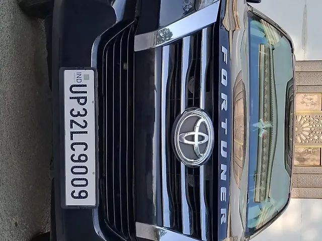 Used Toyota Fortuner [2016-2021] 2.8 4x2 MT in Lucknow