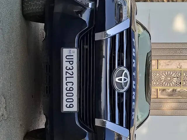 Used Toyota Fortuner [2016-2021] 2.8 4x2 MT in Lucknow