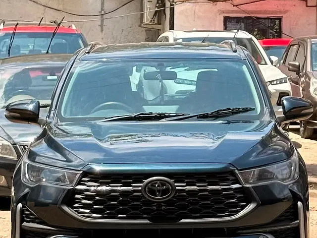 Used 2023 Toyota Innova Hycross in Mumbai