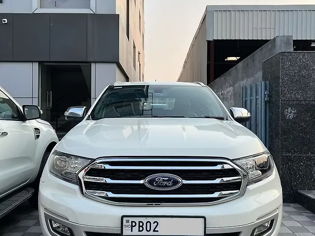 Used 2020 Ford Endeavour in Chandigarh