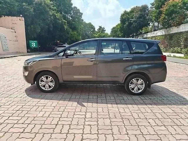 Used Toyota Innova Crysta [2016-2020] 2.4 Z 7 STR in Lucknow