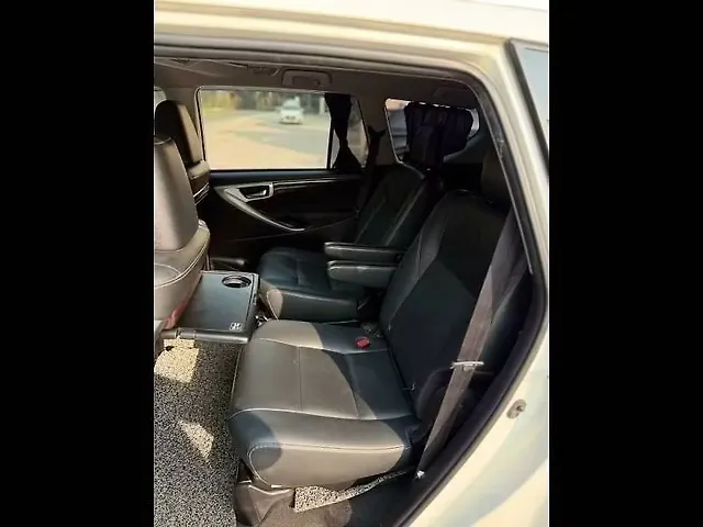 Used Toyota Innova Crysta [2016-2020] 2.4 Z 7 STR in Lucknow