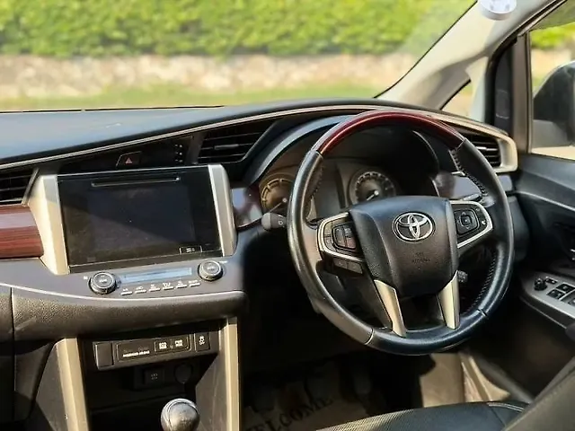 Used Toyota Innova Crysta [2016-2020] 2.4 Z 7 STR in Lucknow