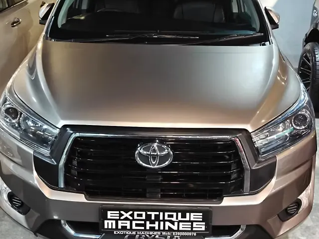 Used 2022 Toyota Innova Crysta in Lucknow