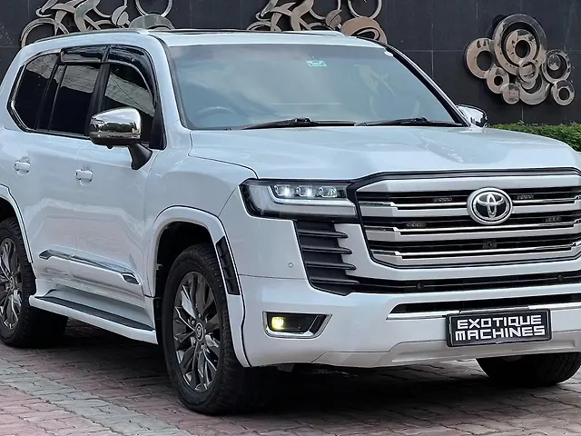 Used Toyota Land Cruiser [2011-2015] LC 200 VX in Lucknow