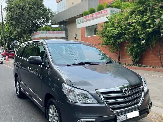 Used 2014 Toyota Innova in Chandigarh Used 2014 Toyota Innova in Chandigarh