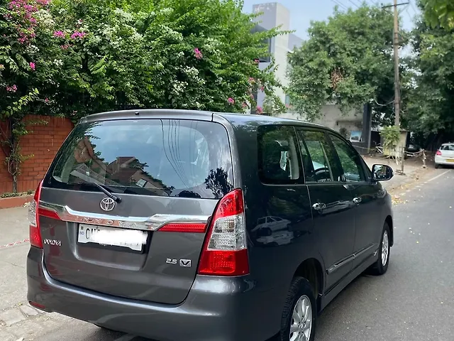 Used Toyota Innova [2013-2014] 2.5 VX 7 STR BS-III in Chandigarh