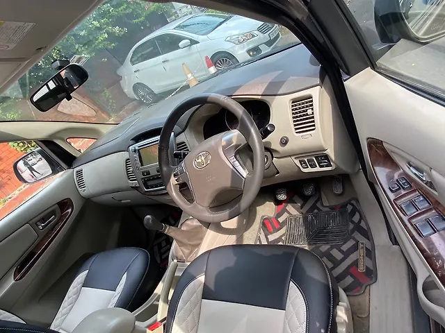 Used Toyota Innova [2013-2014] 2.5 VX 7 STR BS-III in Chandigarh