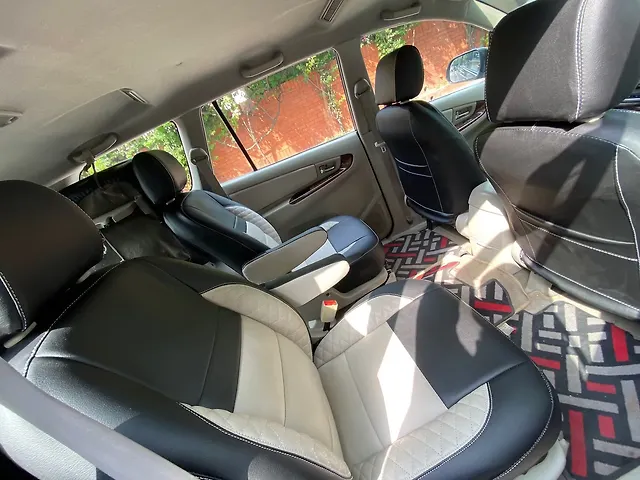 Used Toyota Innova [2013-2014] 2.5 VX 7 STR BS-III in Chandigarh