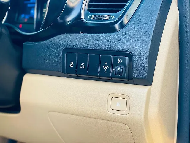 Used Kia Carnival [2020-2023] Prestige 6 STR in Delhi