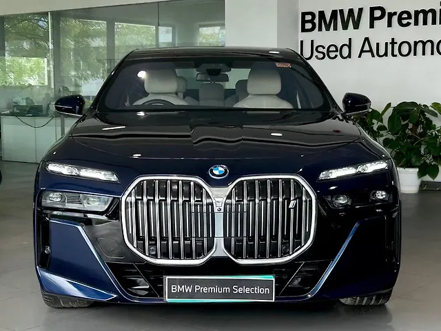 2024 BMW i7 - Photo 1