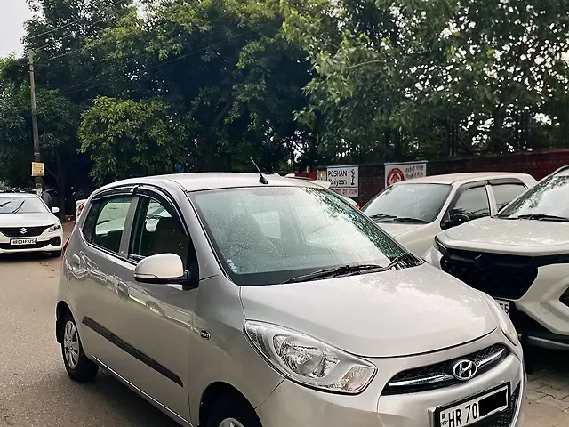 Used 2013 Hyundai i10 in Chandigarh
