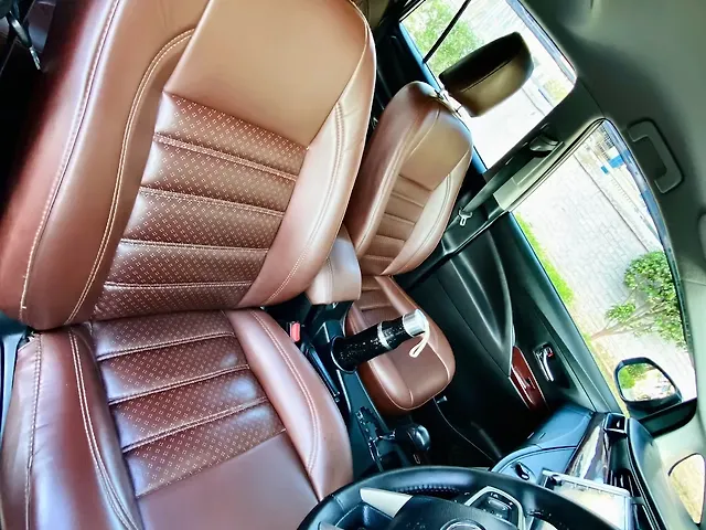 Used Toyota Innova Crysta [2020-2023] GX 2.4 AT 7 STR in Chandigarh