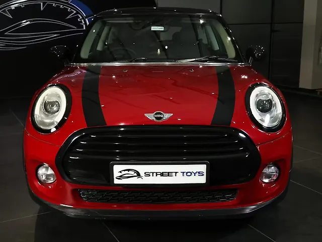 Used 2017 Mini Cooper in Ahmedabad Used 2017 Mini Cooper in Ahmedabad