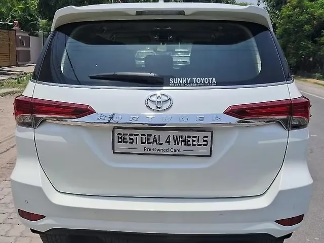 Used Toyota Fortuner [2016-2021] 2.8 4x2 AT in Lucknow