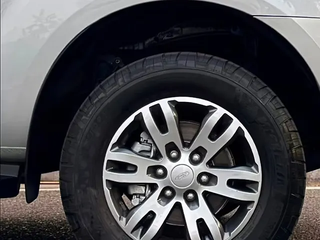 Used Ford Endeavour [2016-2019] Titanium 3.2 4x4 AT in Ludhiana