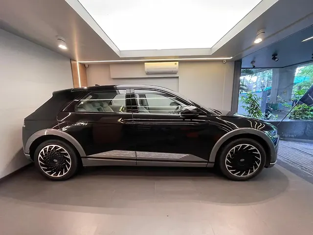 2023 Hyundai Ioniq 5 - Photo 3