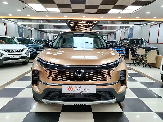 Used 2024 Tata Safari in Bangalore