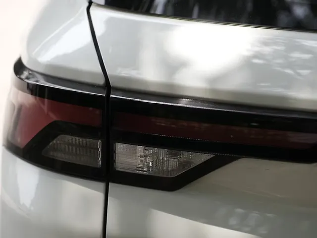 Used Maruti Suzuki Brezza [2022-2026] ZXI AT [2022-2023] in Lucknow