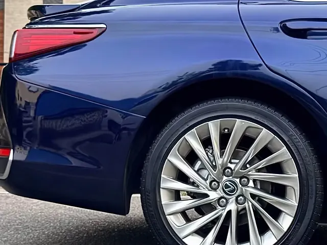 Used Lexus Old Generation ES 2018 300h Luxury in Ludhiana