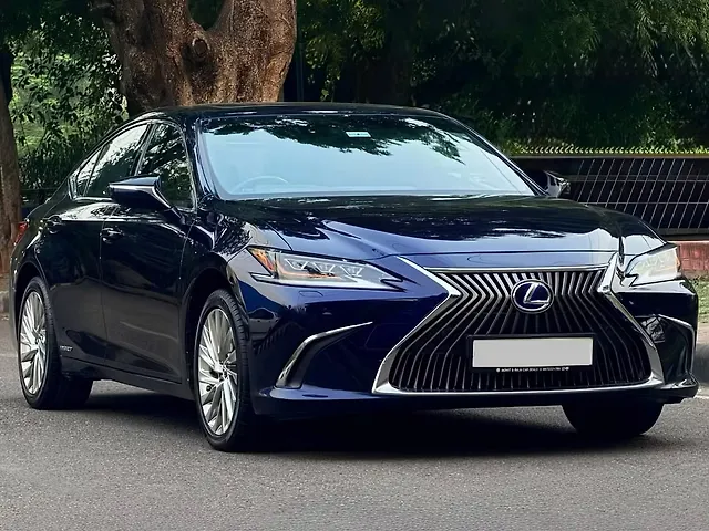 Used Lexus Old Generation ES 2018 300h Luxury in Ludhiana